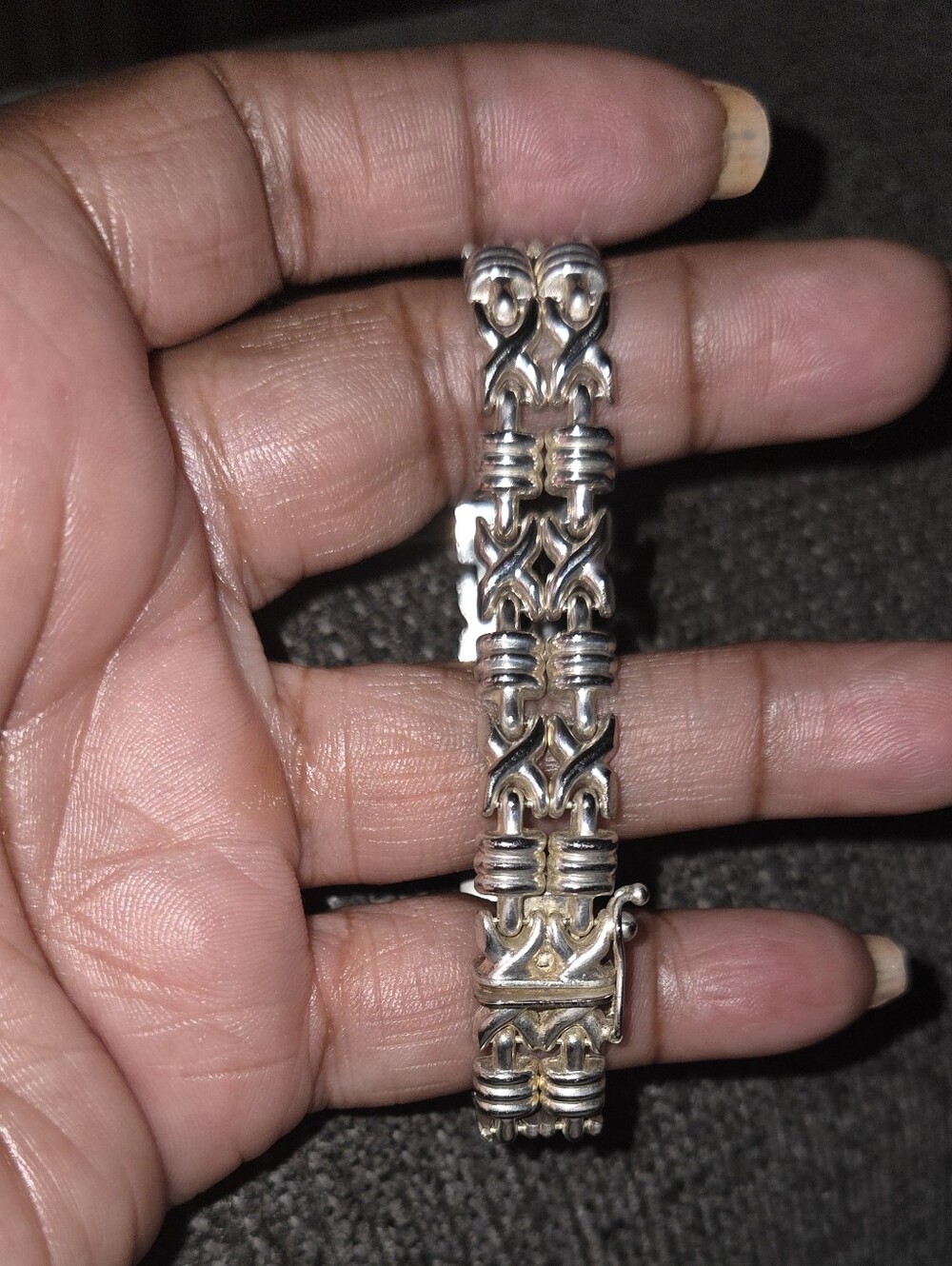 Vintage Italian Sterling Silver X and Odd Link Bracelet 7 Inches